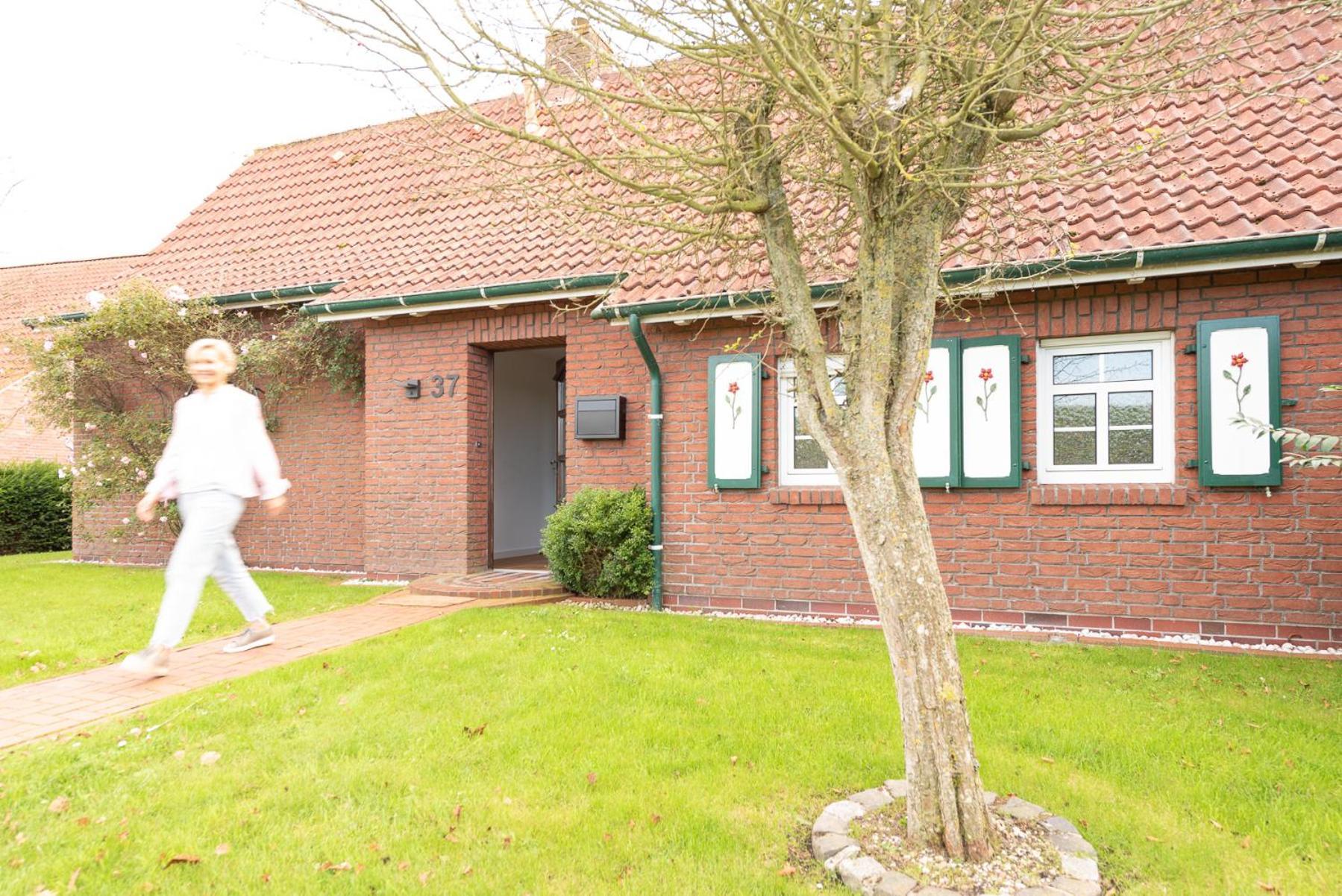 Familienhaus Am Meer Nessmersiel 多努姆 外观 照片